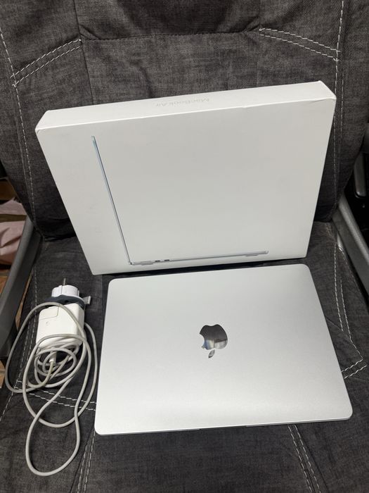 Macbook air m2 2022