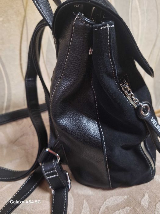 Дамска раница естествен велур и кожа