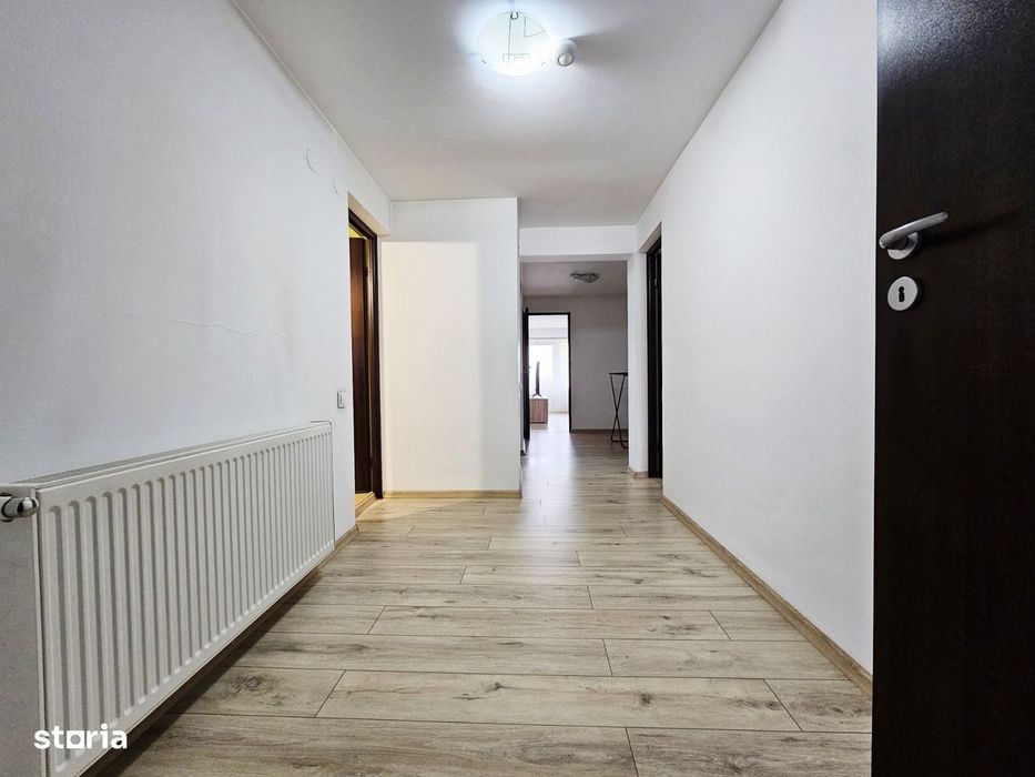 Casa pentru 2 familii|teren generos 1000mp