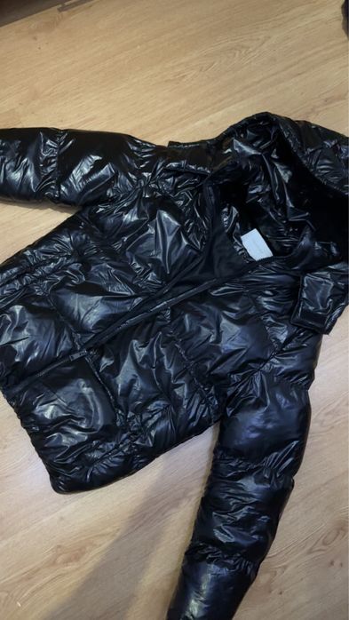 Дамско лачено яке