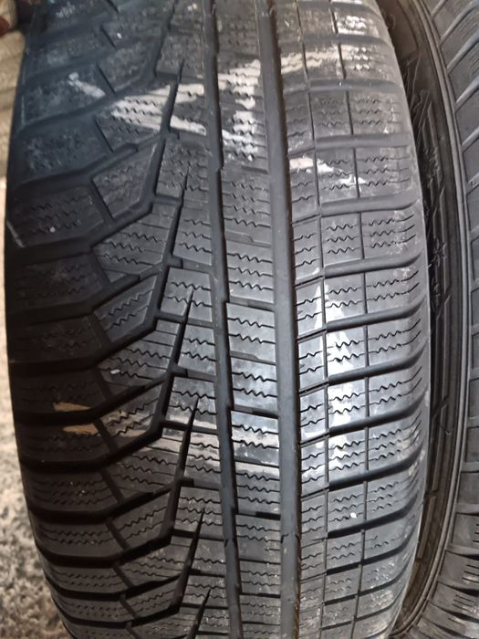 Set 4 anvelope iarna 215/60/17 hankook dot 2018