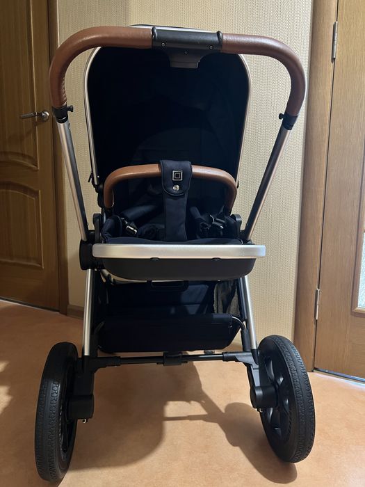 Продается коляска Moon Resea S