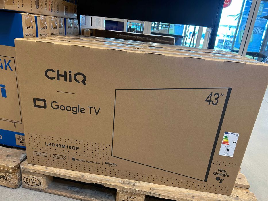 Продава се ЧИСТО НОВ 43” LED Smart TV / Brand New 43” LED Smart TV for Sale