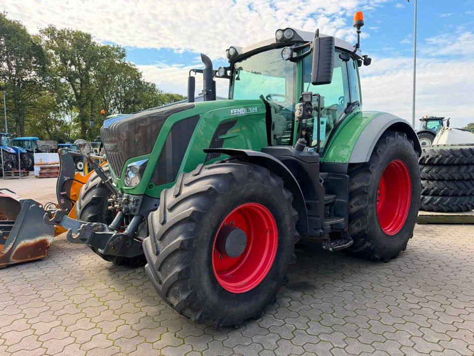 Tractor Fendt Vario 824