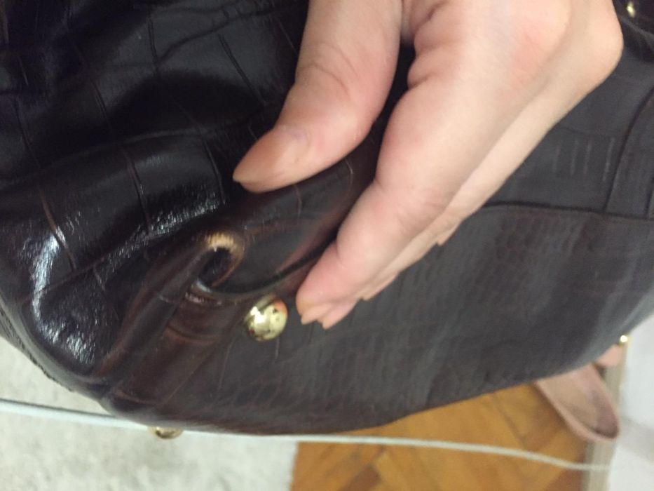 Geanta DKNY piele naturala maro crocodil noua stil Michael Kors 499RON