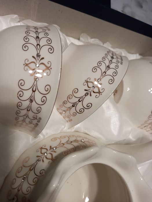 Чайный сервиз ..