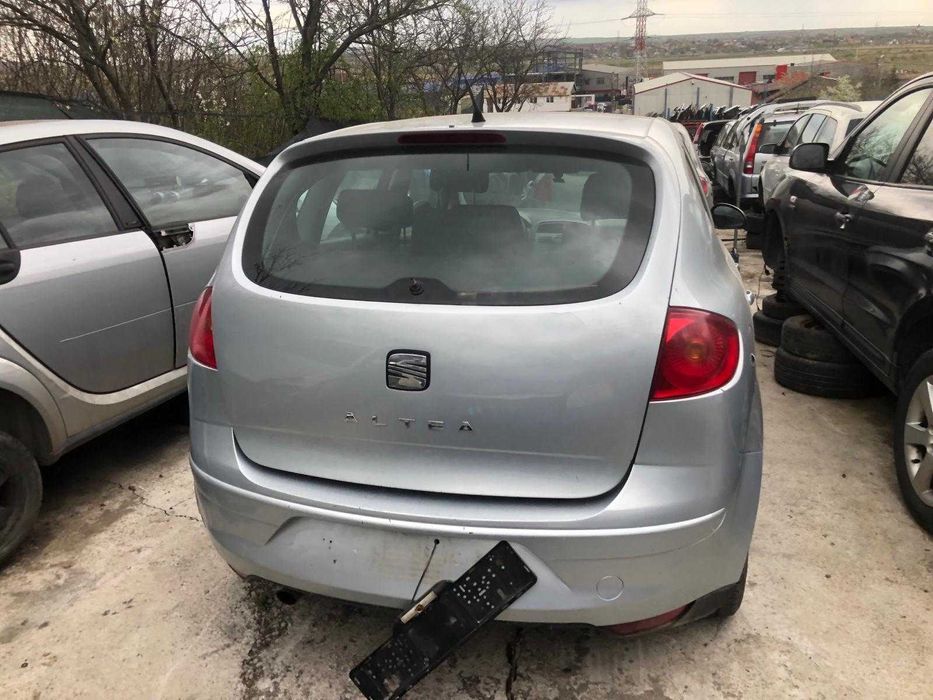 Dezmembram Seat Altea diesel/benzina 1.6 BSE/1.9 BKC