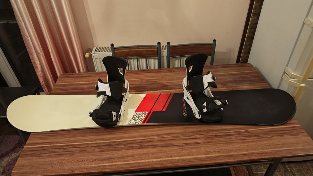 Placa Snowboard Light Corp 160cm cu legaturi Burton Freestyle L