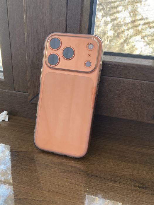 Продам iphone 17PRO 256 gb