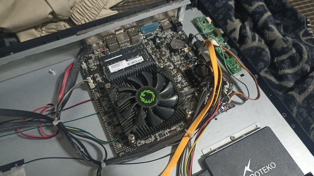 материнская плата ам4