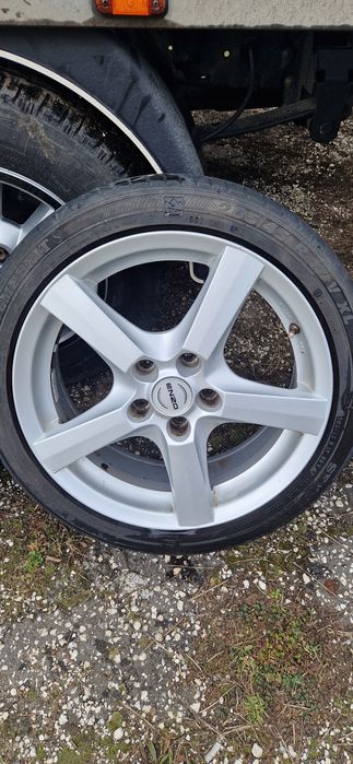 Джанти с гуми 17 цола 5х114.3