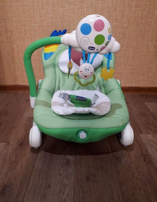 Шезлонг детский chicco