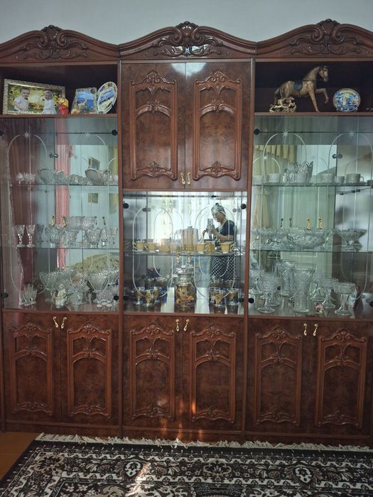 Мебель/горка для гостиной