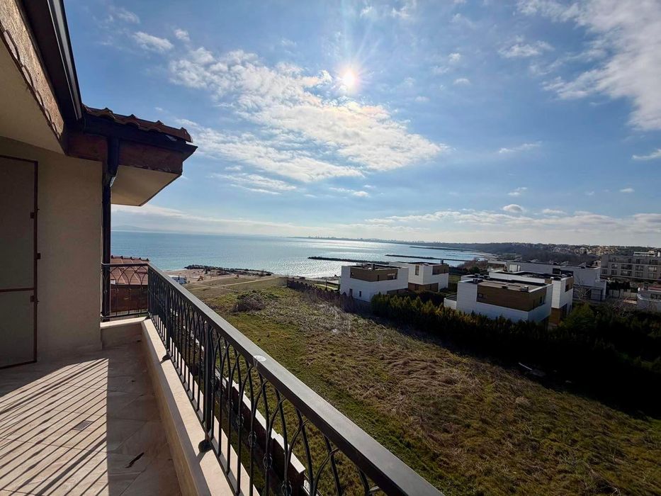 Двустаен, под наем, кв. Сарафово