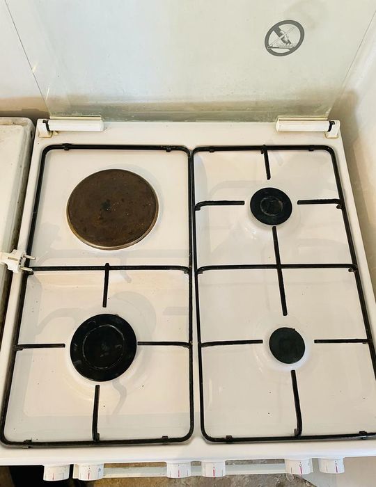 Продам плиту Bosch 3+1