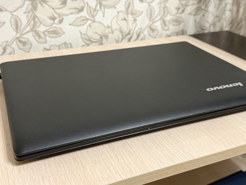 Ноутбук Lenovo G70-70