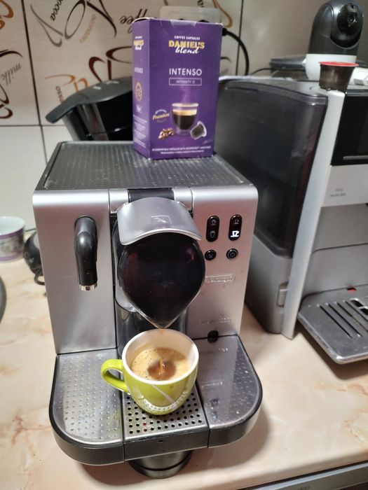 Espressor Delonghi Nespresso EN 660