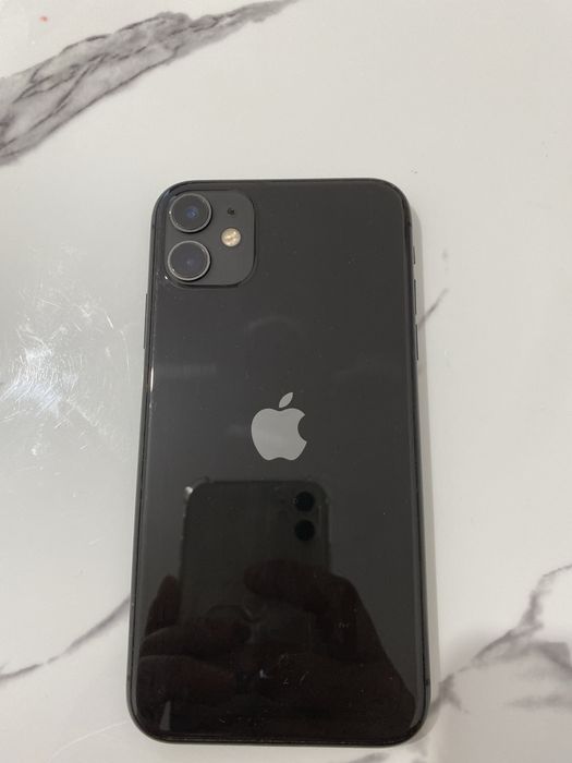 Айфон 11 64 гб продам