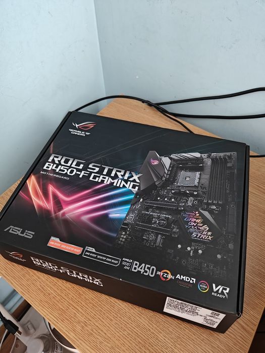 Kit gaming Ryzen 7 3700x si placa de baza asus B450f gaming