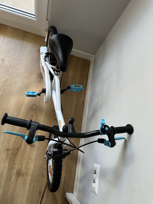 Bicicleta pentru copii 4-7 ani