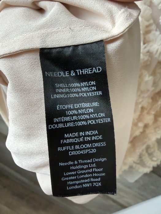 Рокля Needle & Thread размер М