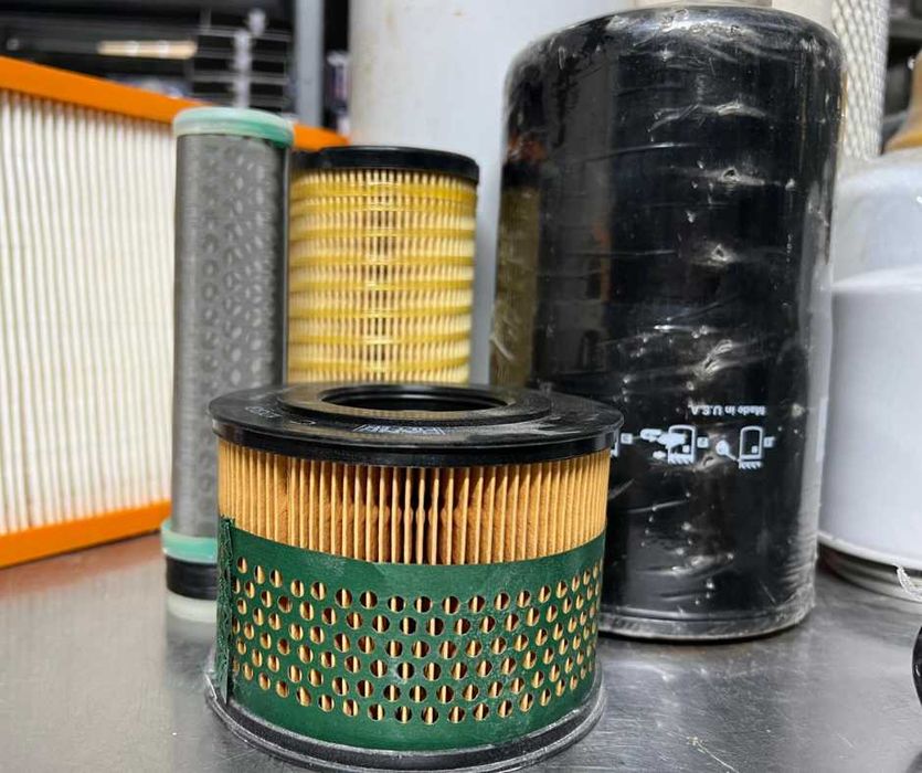 Filtre pentru utilaje grele și agricole
