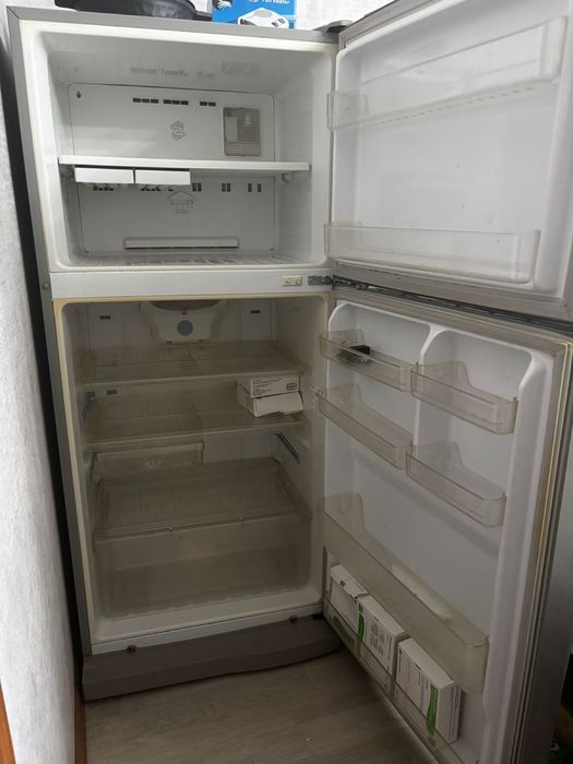 Холодильник Daewoo