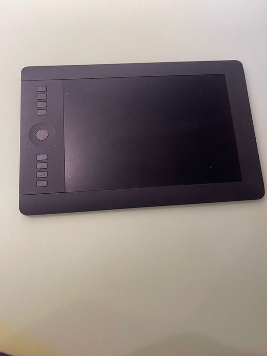 Графический планшет Wacom Intuos Pro M