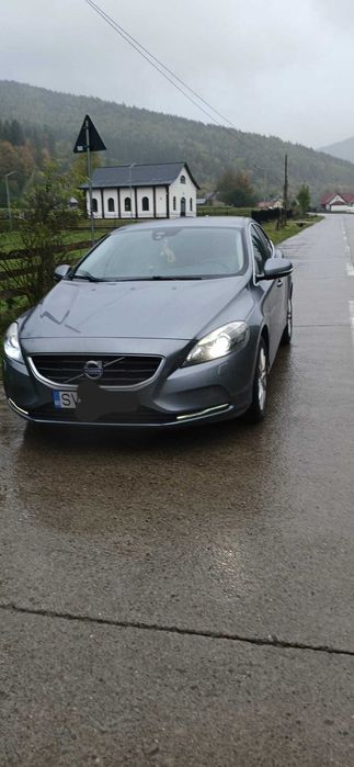 Vând Volvo v40 diesel 190cp