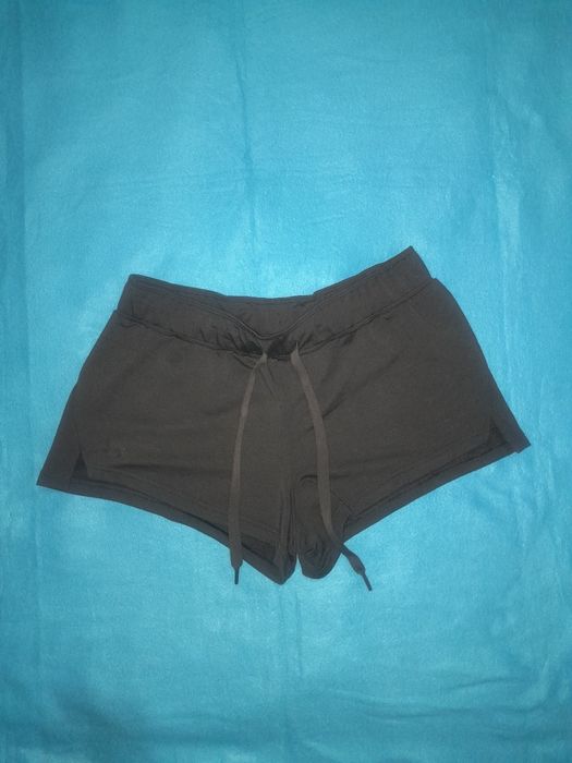 Шорты женские размер S