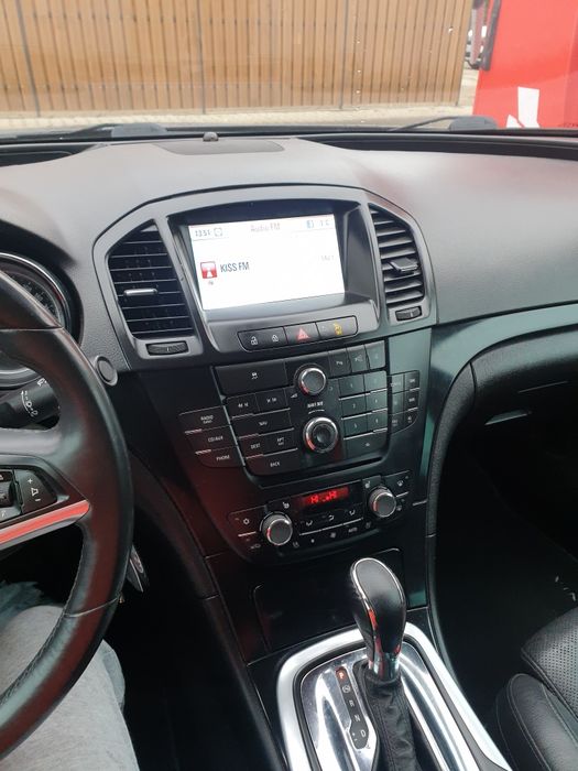 Opel Insignia limousine  2013, motor 2000,navi, camera, 16V,diesel. j.