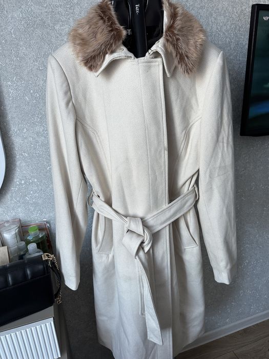 Продам пальто весна-осень