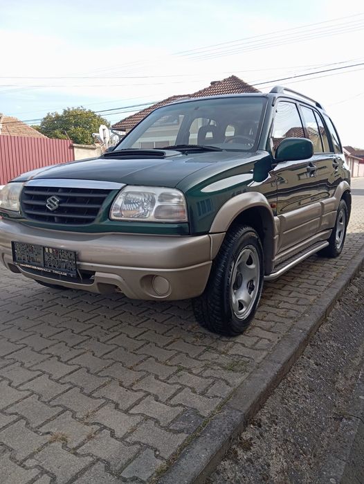 SUZUKI Grand Vitara