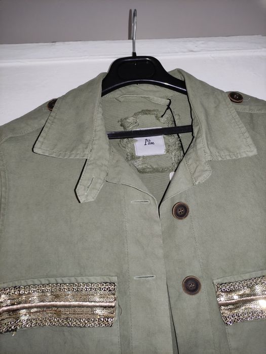 Женская куртка новая