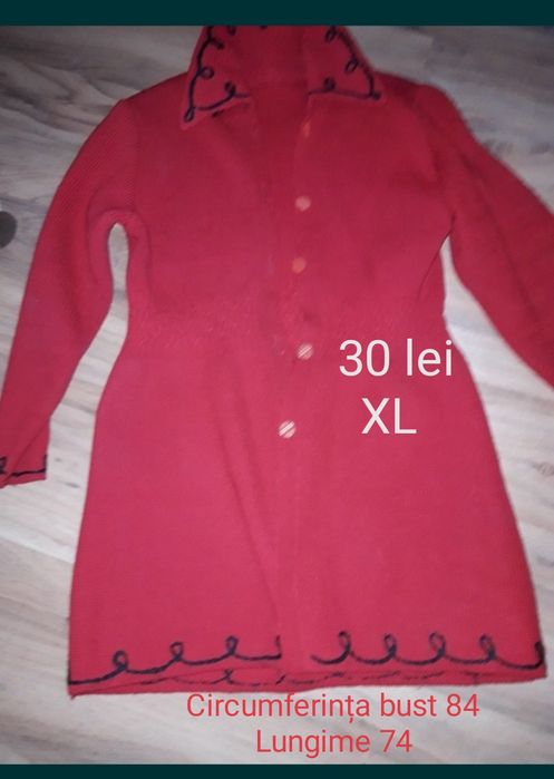 Pulouver damă cu nasturi