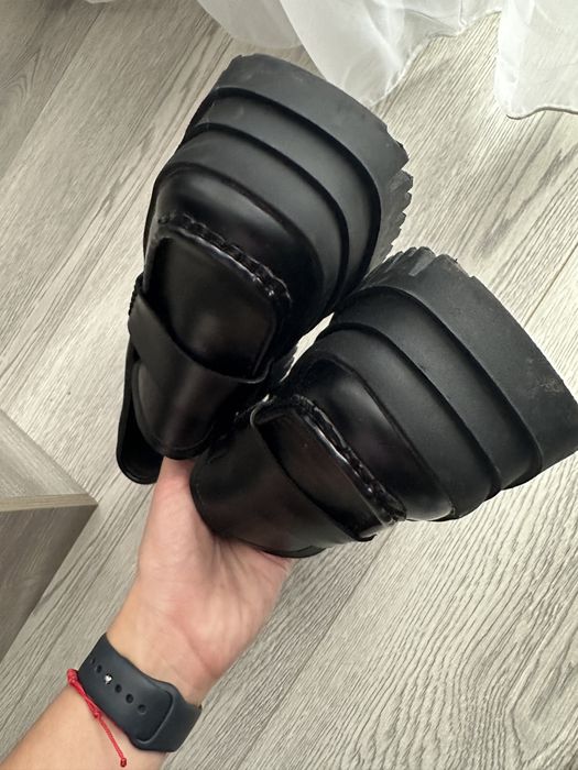 Лоуфъри на платформа