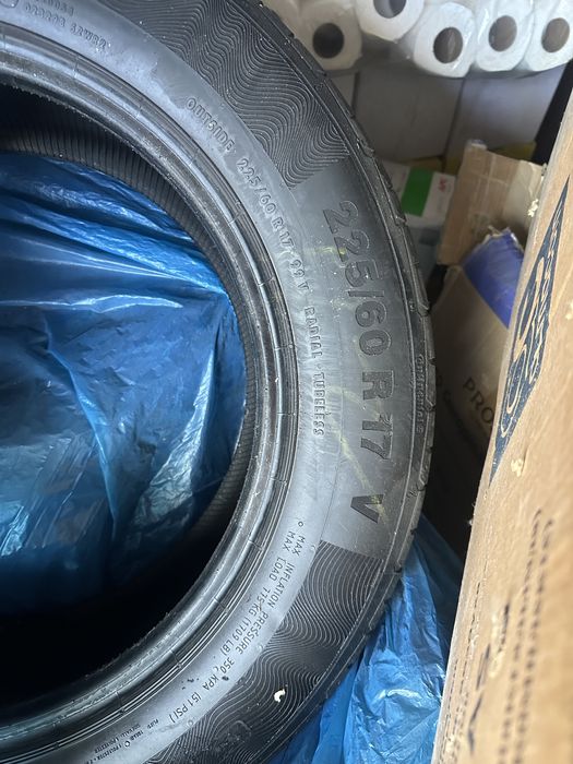 Продам шины б/у 225/60 R17