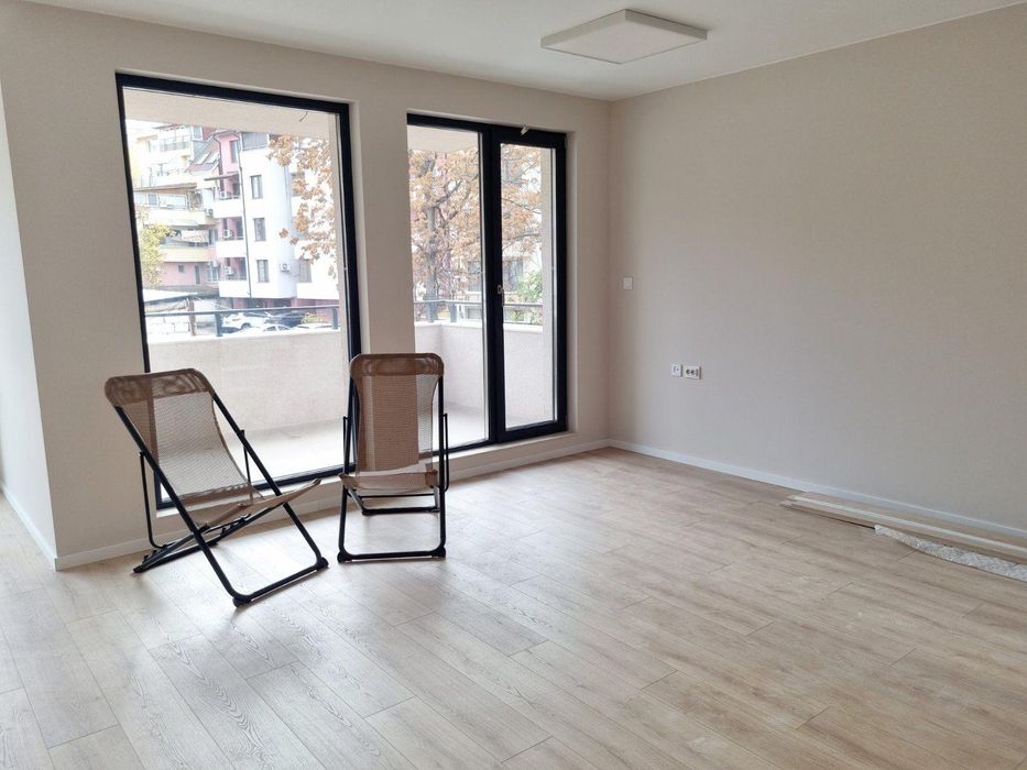 ОФИС под наем в Центъра