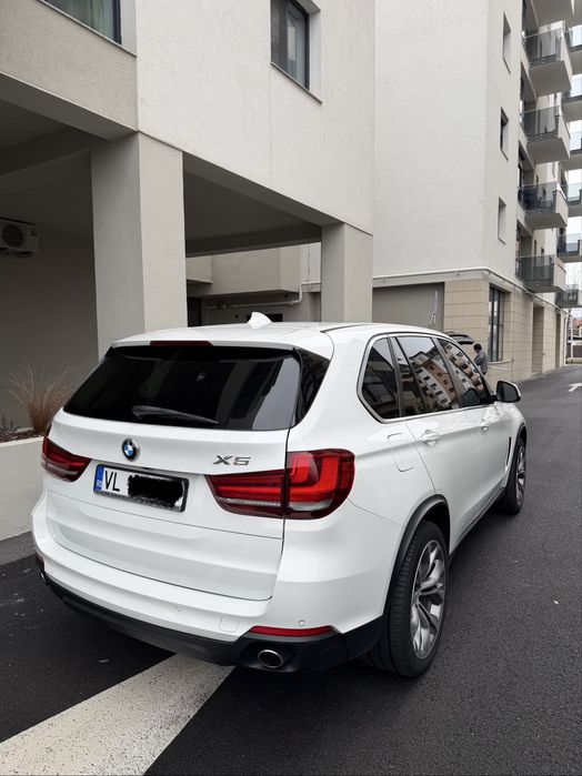 BMW X5 F15 218CP/Xdrive/Ceasuri digitale/Camere 360/Volan M/Proprietar