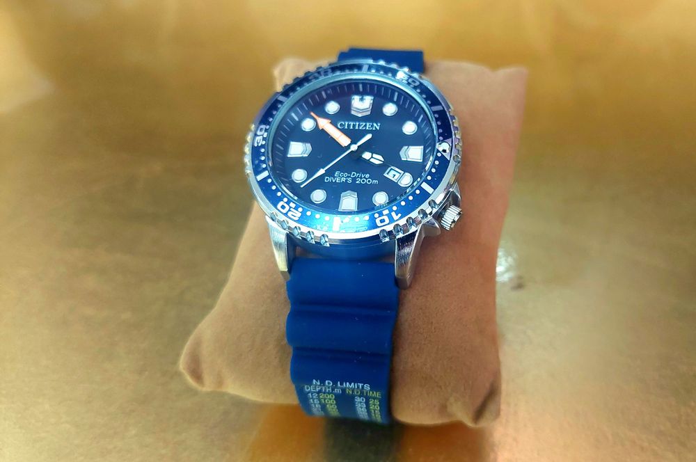 Sitizen часовник, Seiko, Breitling