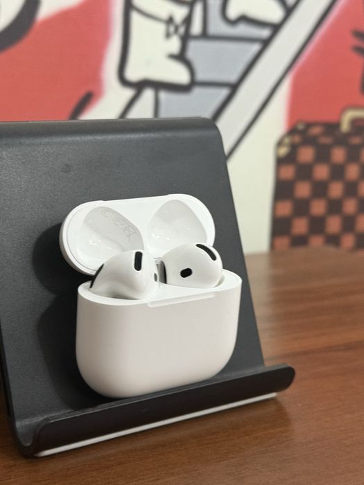 Apple Air pods 4