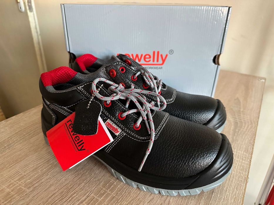 НОВИ Работни обувки Rewelly Monro&Niro S3 SRC номер 42