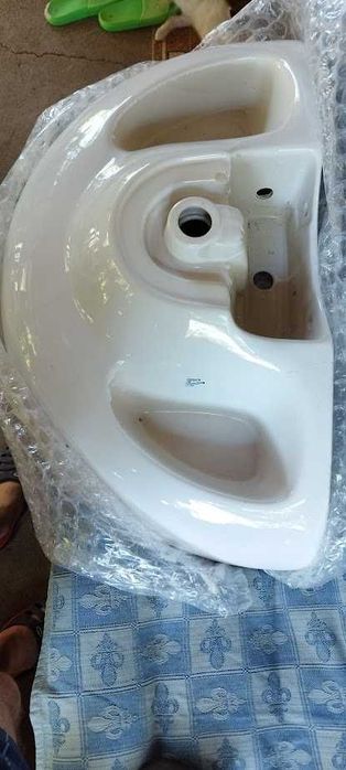 продавам мивка с ботуш