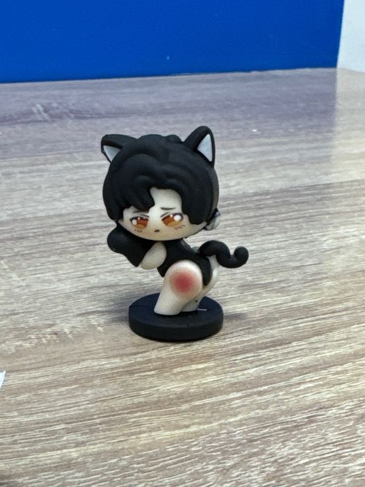 Продам фигурку Зейна