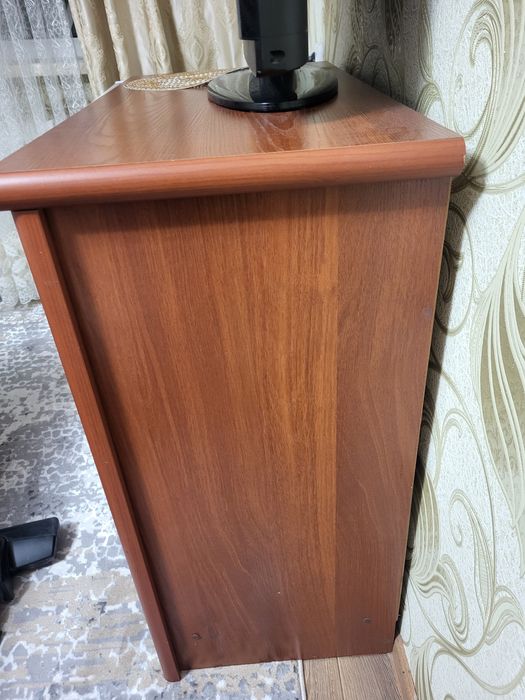 Продается Комод в хорошеем состоянии.