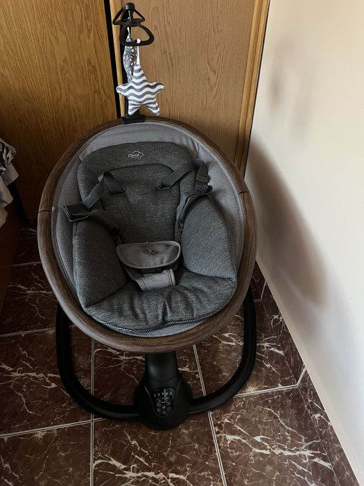 Бебешка електрическа люлка