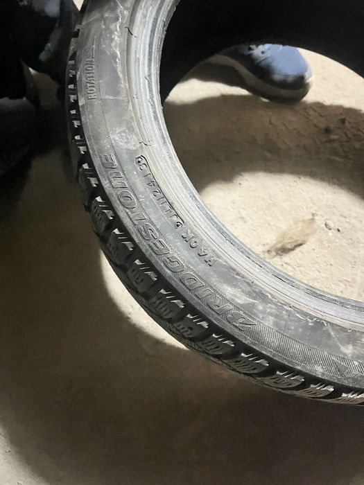 Продам бу Резину на R17