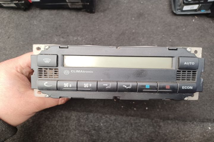 Comanda clima 1J1907044 1J1907044 Volkswagen VW Passat B5