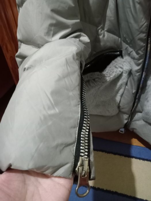 Продам куртку на пуху