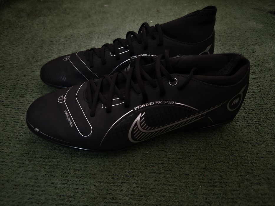 Nike Mercurial  Football Men Superfly 8 Club  FG/MG